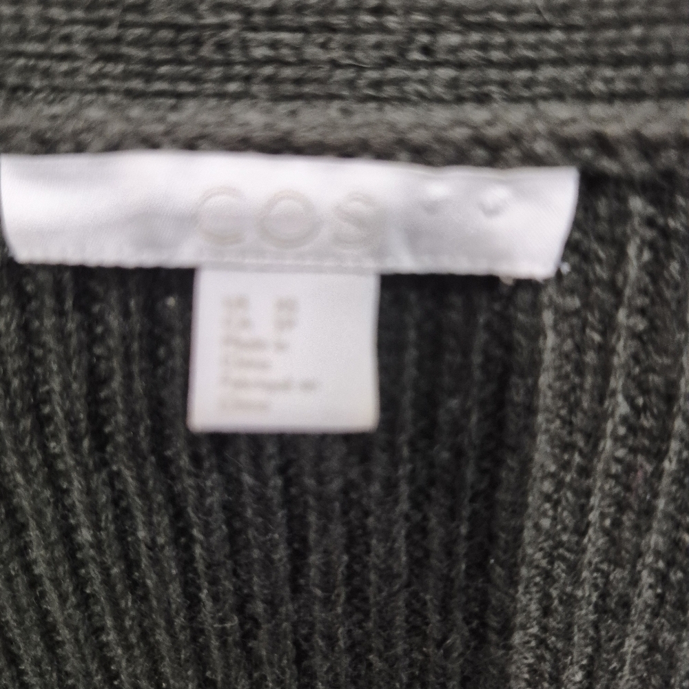 COS Oversized Wool-Alpaca Colorblock Cardigan - Picture 3 of 10